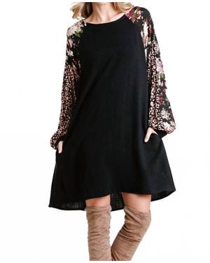 Umgee Floral & Animal Pocket Dress - Black