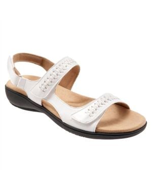 Trotters Romi Woven Sandal - Metallic