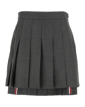 スカート Thom Browne Black ruffled mini skirt in wool blend Thom Browne Black ruffled mini skirt in wool blend | TheDoubleF