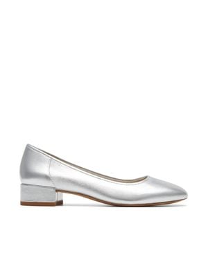 Silent D Annabelle Ballet Pump Sandals - White