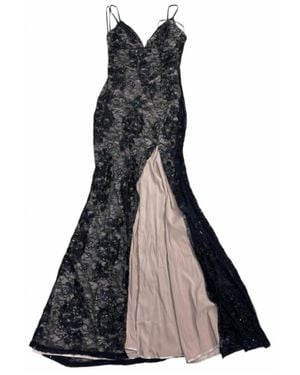 Windsor. V-Neck Maxi Dress - Black