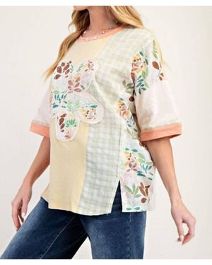 Easel Short Sleeve Flower Patch Top - Natural