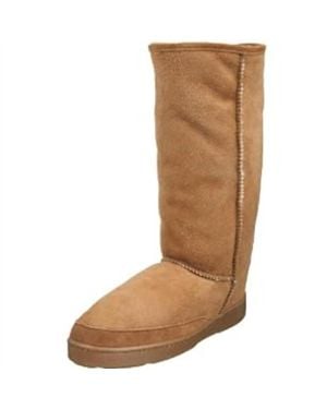 Minnetonka Tall Pug Boot - Brown