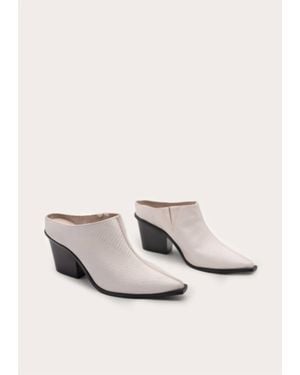 Kaanas Atria Textured Mule - Natural