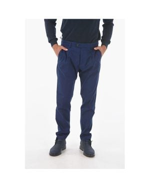 Cruna Single-Pleated Raval1P. L Smooth Fit Pants - Blue