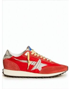 Golden Goose Vibrant Sneakers With Suede Overlays And Star Detail - Red
