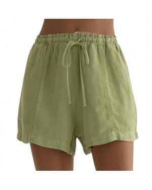 Bella Dahl Seamed Ruffle Waist Short - Green