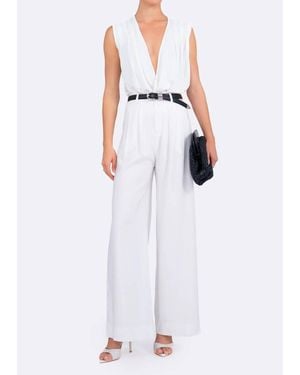 NonChalant Label Jenna Sleeveless V-Neck Top - White