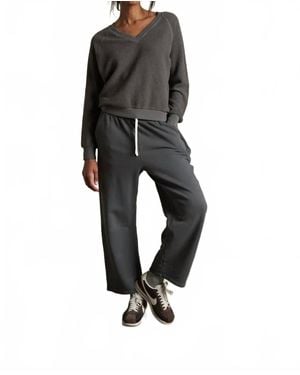 PERFECTWHITETEE Fallon Fleece Barrel Leg Sweatpant - Black