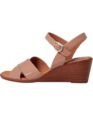 Söfft Gabella Wedge Sandal - Black