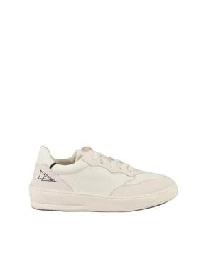 Nevver Leather Sneakers - White