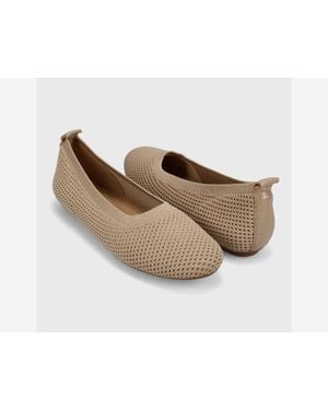 Vaneli Suvi Flat Wobeige Stretch Knit Round Toe Slip On Shoes Gal609 - Natural