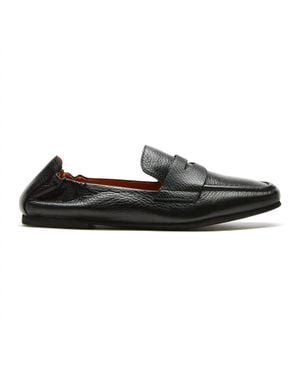 La Canadienne Kitson Loafer - Black