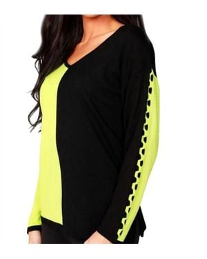 Angel Color Block V-Neck With Detail Sleeve - Black
