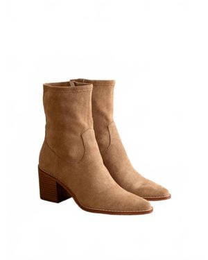 Oasis Society Vienna Boot - Brown