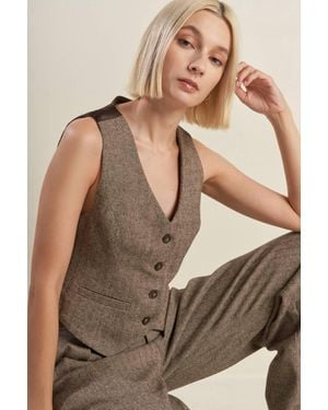 TRUEDAMES Vibrant Daze Woven Vest - Brown