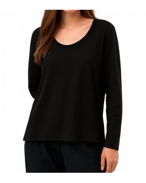 French Kyss Solid V-Neck Top - Black