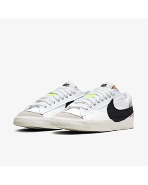 Nike Blazer Low 77 Jumbo Dn2158-101 Sneakers Lifestyle Shoes - White