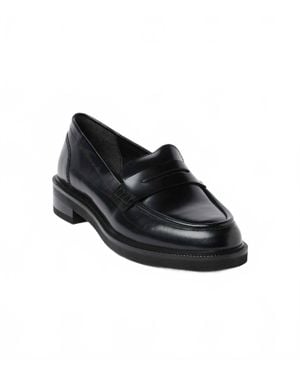 Seychelles Dover Penny Loafer - Black