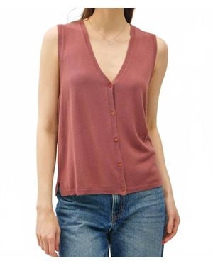 Be Cool Brynne V-Neck Sweater Vest - Red