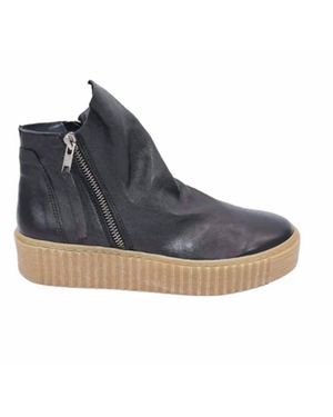 Laurevan Zelda Booties - Blue