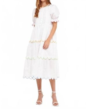 2.7 August Apparel Scallop Edge Puffy Short Sleeve Midi Dress - White