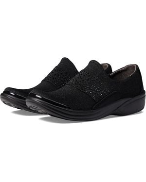 Bzees Pizazz I3430F1-001 Rhinestone Slip-On Shoes Zpo1885 - Black