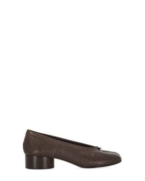 Maison Margiela Tabi Bow Leather Pumps - Brown