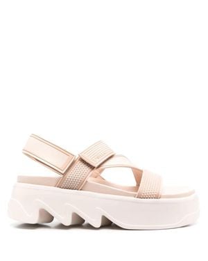 Le Silla Poolside Textured Sculpted Sole Sandals - Pink