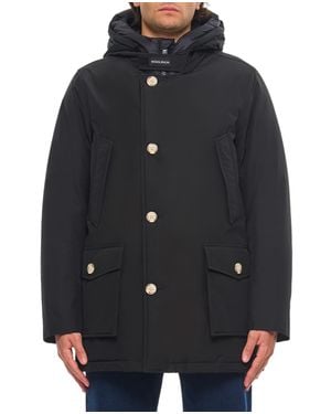 Woolrich Arctic Parka With Protective Hood And Functional Pockets - Black
