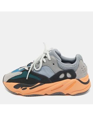 Yeezy Leather And Suede Boost 700 Wave Runner Sneakers Size 39 1/3 - Blue