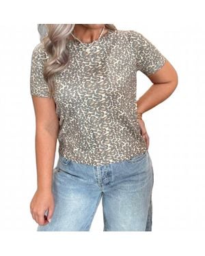 Eesome Honey Leopard Short Sleeve Sweater - Metallic