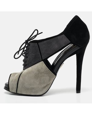 Roger Vivier Suede Cutout Lace Up Booties - Black