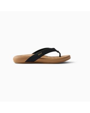 Reef Cushion Melody - Brown