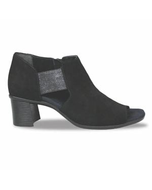 Munro Sable Sandals - Black