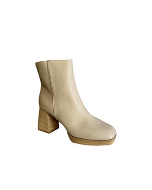 Miracle Miles Shakira Boots - White