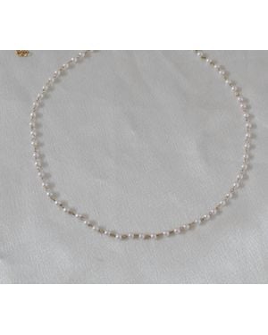 Ellie Vail Sheena Dainty Pearl Necklace - Metallic