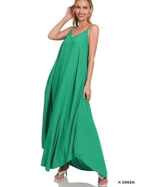 TRUEDAMES Woven Crinkle Cami Maxi Dress With Side Pockets - Green