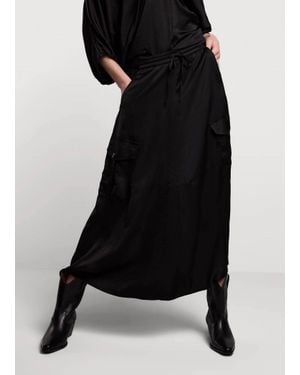 Summum Silky Touch Skirt - Black