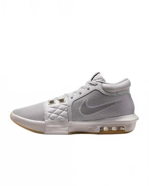Nike Lebron Witness 8 Basketball Shoes - Gray