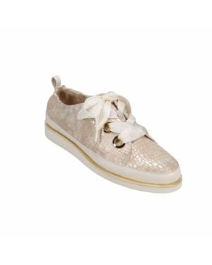Vaneli Quenda Sneaker - White