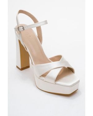 Prologue Shoes Yulia Cross-Strap Platform Heel Sandal - White