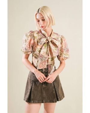 TRUEDAMES Sleek Simplicity Woven Top - Natural