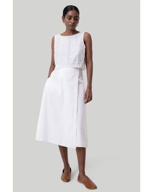 REISTOR Boxy Cropped Cotton Top - White