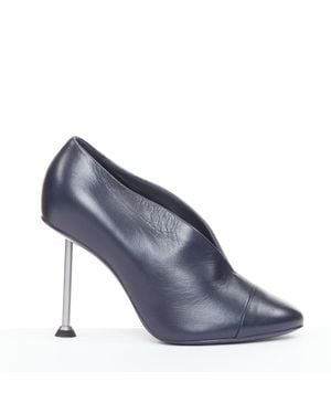 Victoria Beckham Pin Leather Nail Pumps - Blue
