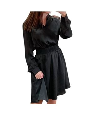 Doe And Rae Smocked Waist Dress - Black