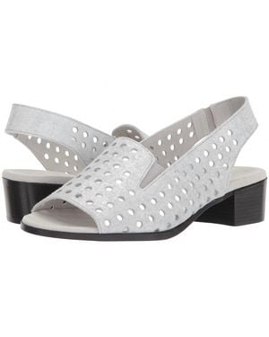 Munro Mickee Sandal - Metallic