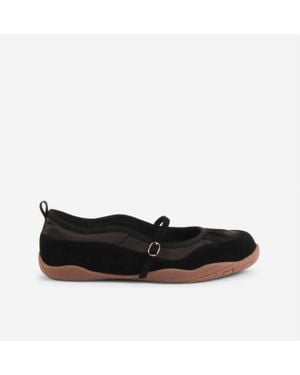 INTENTIONALLY ______ Pulse Suede Flats - Black