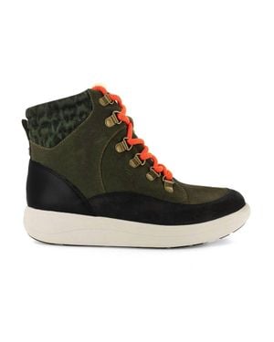 Strive Cotswold Boots - Black