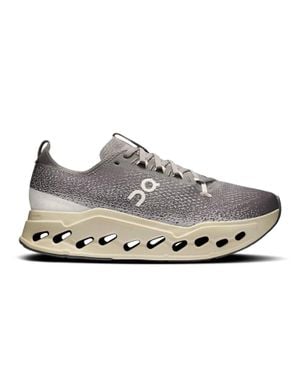 On Shoes Cloudsurfer Max Shoes - Gray